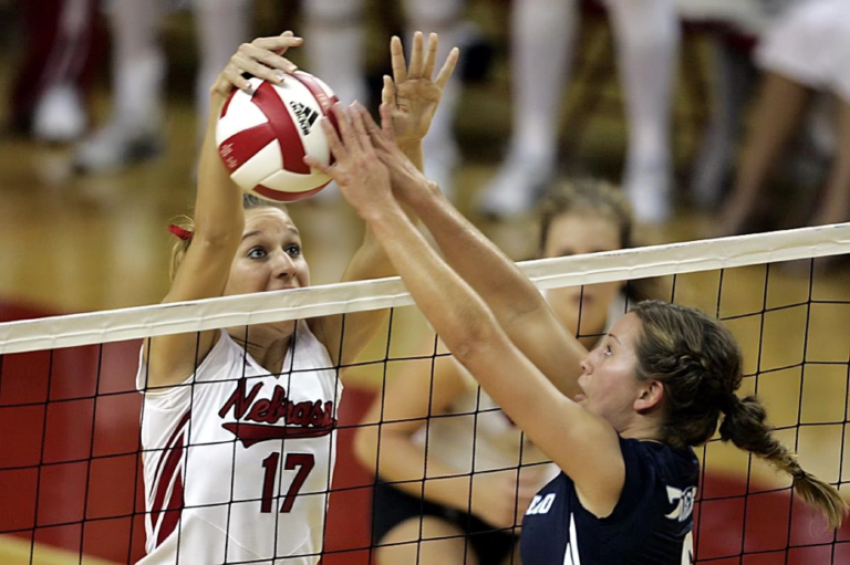 2006 Volleyball Massacre.png: The Pivotal Image That Defined a Rivalry